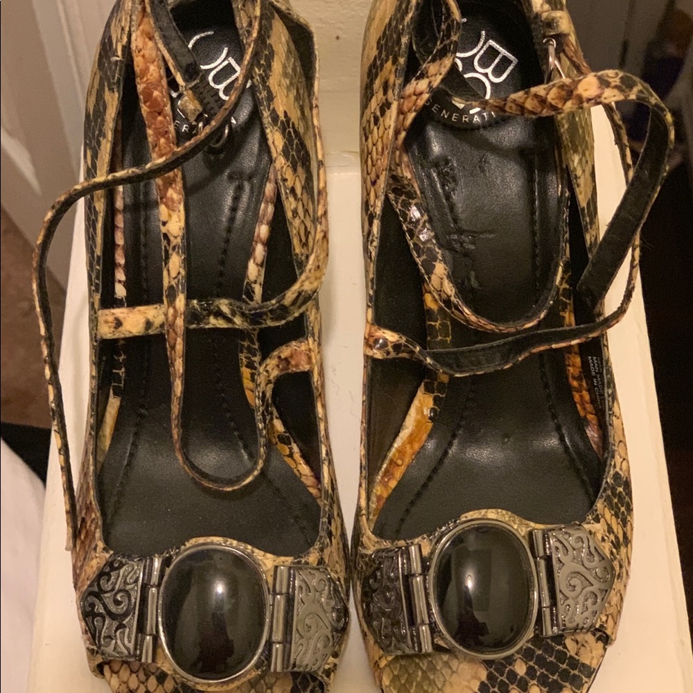 Snakeskin BCBG shoes